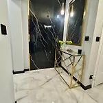 Apartament Golden Luxury Nowy Dwór Mazowiecki